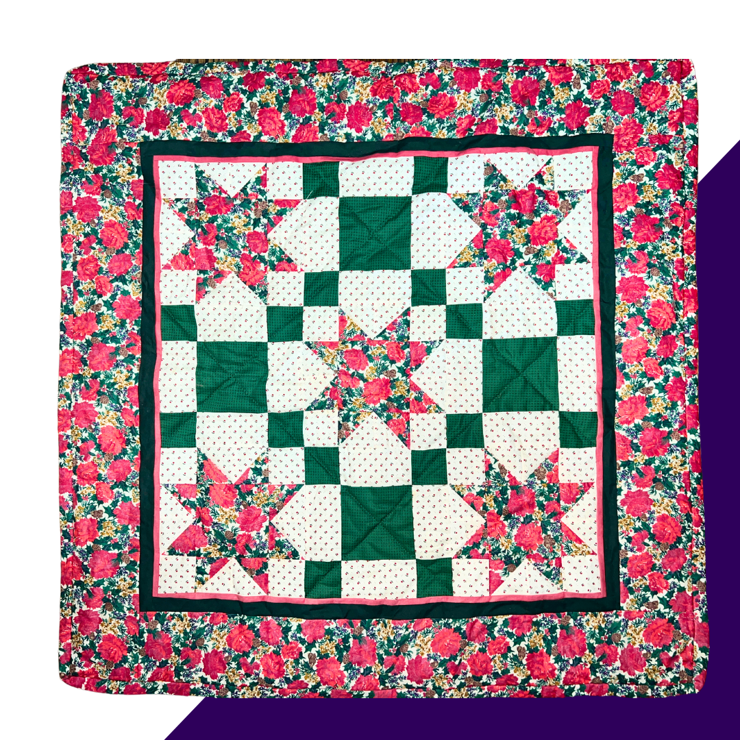 Vintage Festive Tapestry - Handcrafted Christmas Wall Quilt